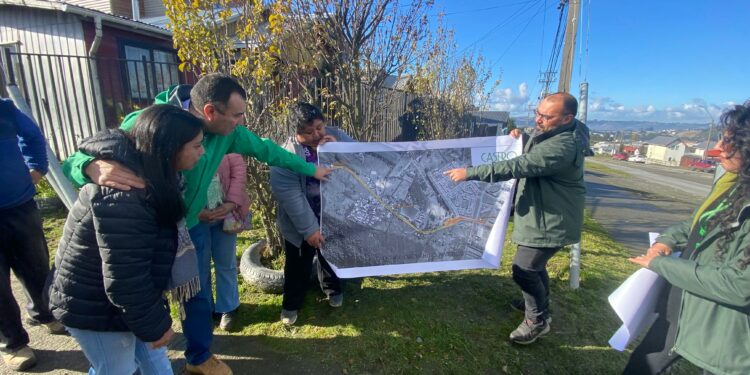 Histórico asfaltado de tramo clave en Castro