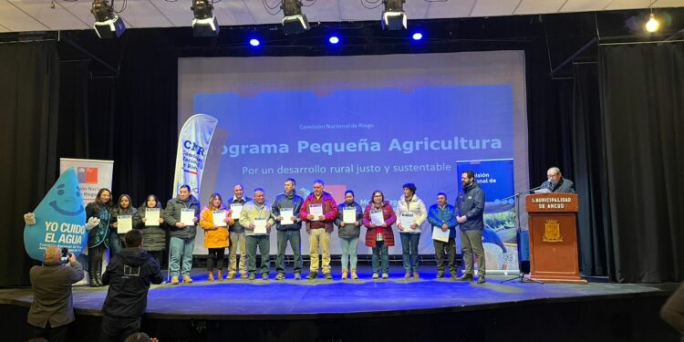 14 familias de Castro fueron beneficiadas con bono de riego