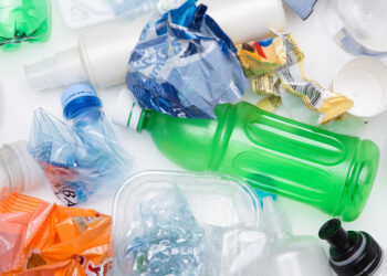 Turismo se compromete con disminuir plásticos de un solo uso