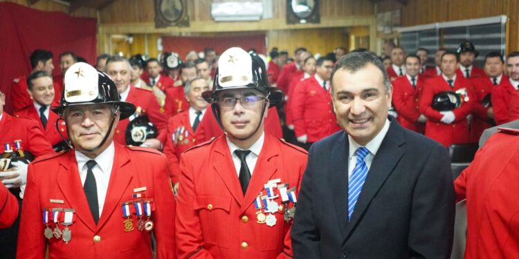 Alcalde de la capital provincial destacó la labor de Bomberos en el Día Nacional del Bombero