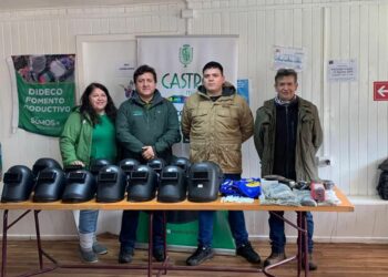 Vecinos de Chelín se capacitan en soldadura básica