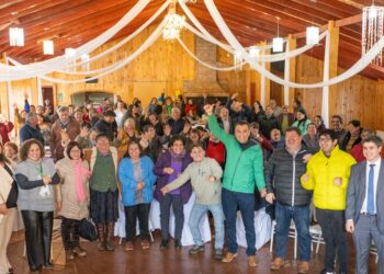 Castro crece gracias al trabajo conjunto entre autoridades y dirigentes vecinales