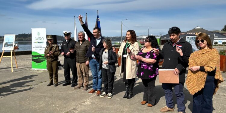 Castro refuerza su seguridad con la instalación de nuevas cámaras de televigilancia