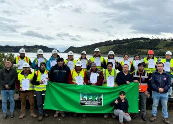 Vecinos de Isla Quehui se capacitaron ante emergencias