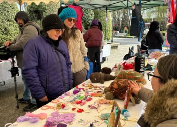 Participantes del programa Mujeres Jefas de Hogar muestran su talento a través de feria de Emprendimiento