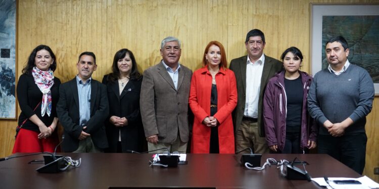 Alcalde Baltazar Elgueta presenta a su equipo de confianza