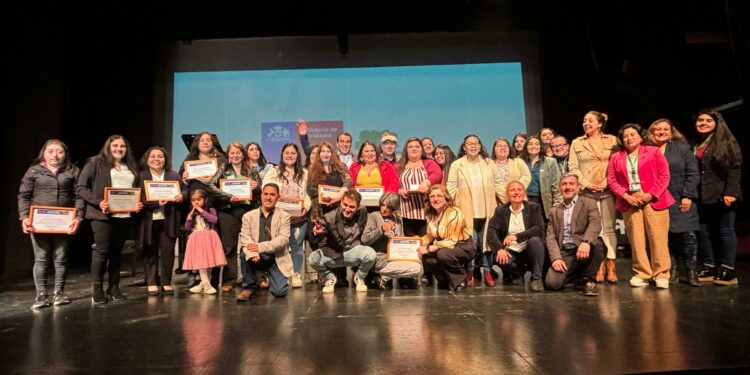 Mujeres de Castro culminaron con éxito el Programa PROFOCAP 2024