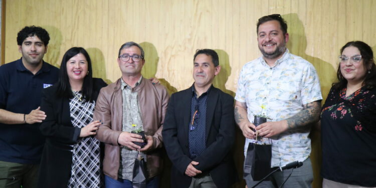 Comunidades de Fe cierran tercera mesa de trabajo con certificación en alfabetización digital en Castro