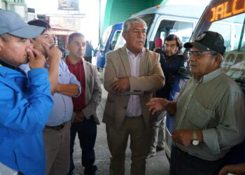 Supervisan avances en el terminal de buses municipal de Castro
