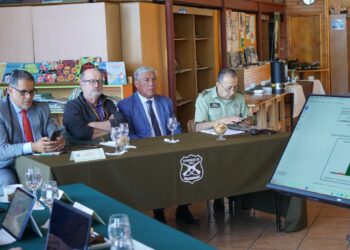 Autoridades provinciales participan en sesión provincial del STOP de Carabineros