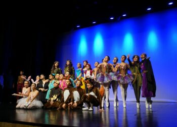 El Día de la Danza se celebra con todo en Castro