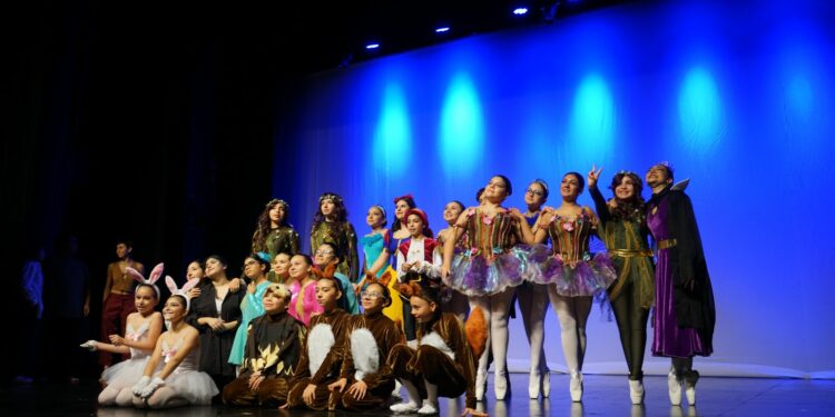 El Día de la Danza se celebra con todo en Castro