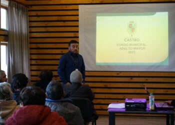 Invitan a postular a fondos concursables municipales 2025