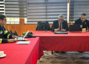 Alcalde Elgueta convoca al COGRID tras alerta roja de tsunami