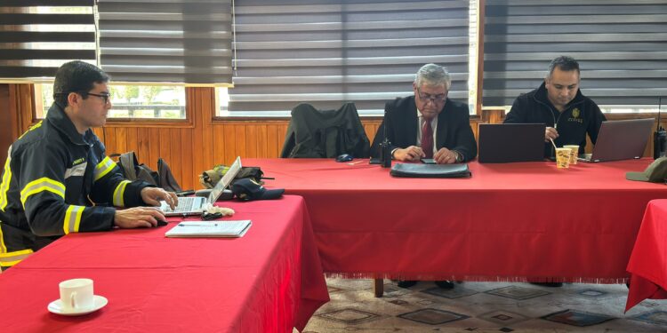 Alcalde Elgueta convoca al COGRID tras alerta roja de tsunami