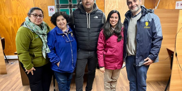 Joven sordo aprueba por primera vez examen teórico para conducir en Castro