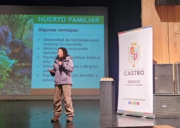 Castro: Con masiva capacitación reconocen a las guardadoras de semillas