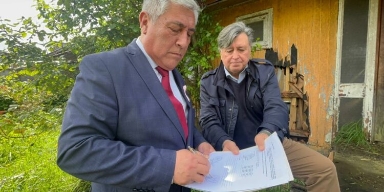 Entregan inmueble fiscal para futuro Centro del Adulto Mayor de Castro