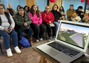 Vecinos de Putemún participan en diseño de proyecto de módulos gastronómicos