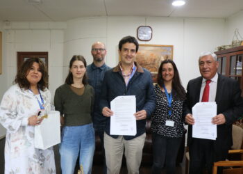 Municipalidad de Castro y BancoEstado firman comodato para fortalecer Biblioteca Comunitaria de Isla Quehui