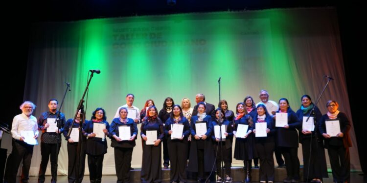 Castro disfrutó la muestra final del Coro Ciudadano “Sonidos del Alma”