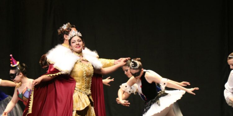 Academia de Artes Islas al Sur celebró su trayectoria con emotivos espectáculos de cierre de año en Castro