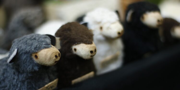 80 artesanos y artesanas castreñas se inscriben en el registro nacional