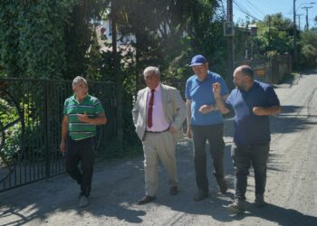 Vecinos de Los Aromos valoran reunión con el alcalde Baltazar Elgueta