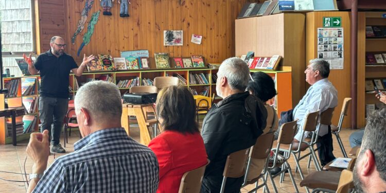 Realizan primera participación ciudadana sobre el terminal de buses municipal de Castro