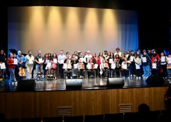 Más de 220 postulaciones marcaron cierre de los Talleres de Verano en Castro