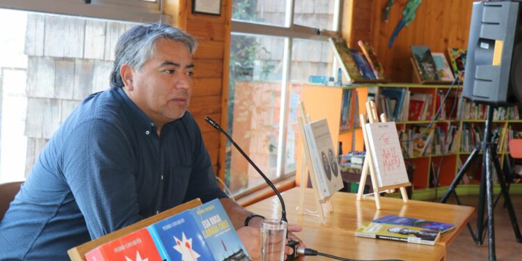 Castro inicia programación del Mes del Libro con presentación de “La senda de los lonkos”