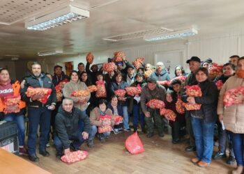 Impulsan la agricultura insular con entrega de semillas certificadas en Isla Chelín