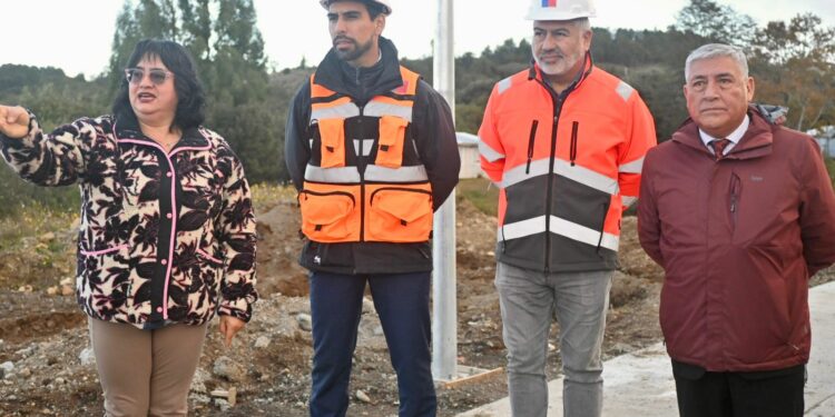 Vecinos, municipalidad y seremi de Obras Públicas identifican en terreno deficiencias del Bypass