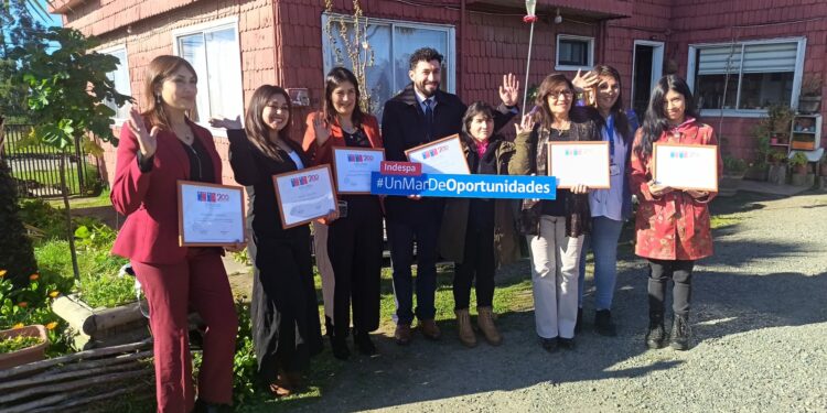 Emprendedoras de Castro, Quehui y Chelín reciben certificación de programa Capital Semilla Chiloé