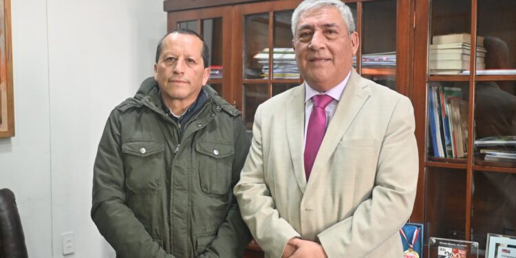 Asociación de Municipios impulsará proceso participativo para avanzar en la creación de una Bandera de Chiloé