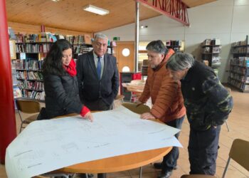 Castro da un nuevo paso para concretar el proyecto de la nueva Biblioteca Pública y Museo Municipal