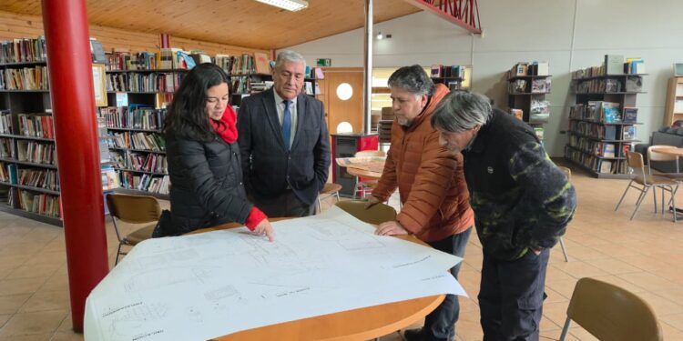 Castro da un nuevo paso para concretar el proyecto de la nueva Biblioteca Pública y Museo Municipal