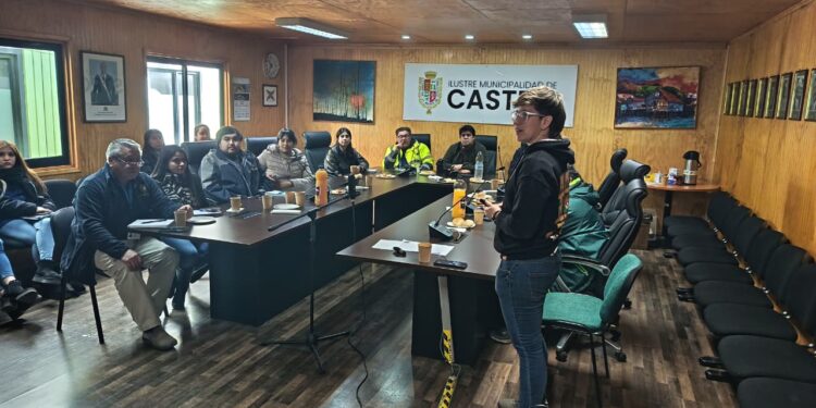 En Castro realizan encuentro provincial por alerta epidemiológica ante aumento de mordeduras de perros