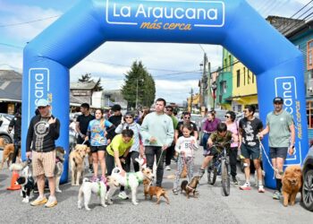 Las familias castreñas disfrutaron del deporte y la recreación en la Perrunning por la salud mental