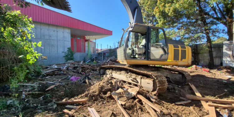 Municipalidad recupera entorno del Gimnasio Municipal para evitar incivilidades